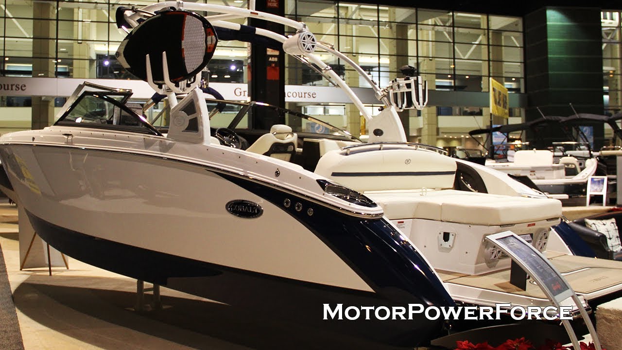 2019 Cobalt R7 Surf 27 feet boat design