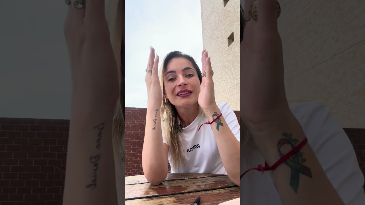 E esse rapaz de dentro de sua casa