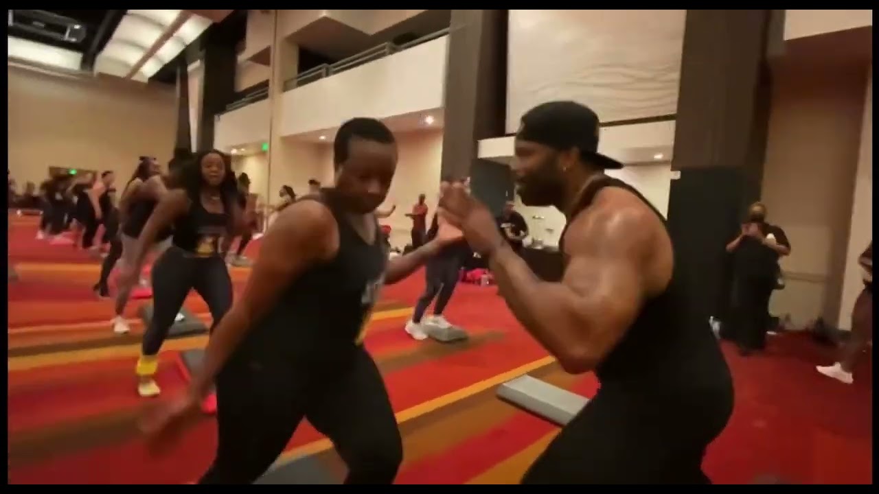 Family Step: 10 min straight challenge