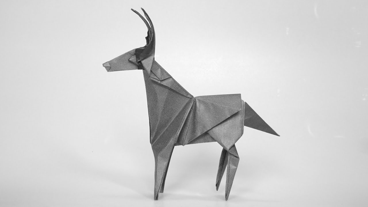 ORIGAMI DEER (Anh Dao)