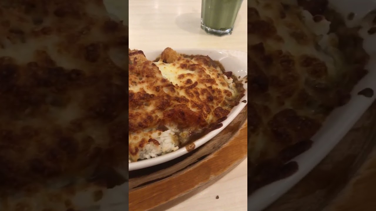 Curry chicken cheese baked rice #youtubeshorts #food #2023 #singapore #shorts #italianfood