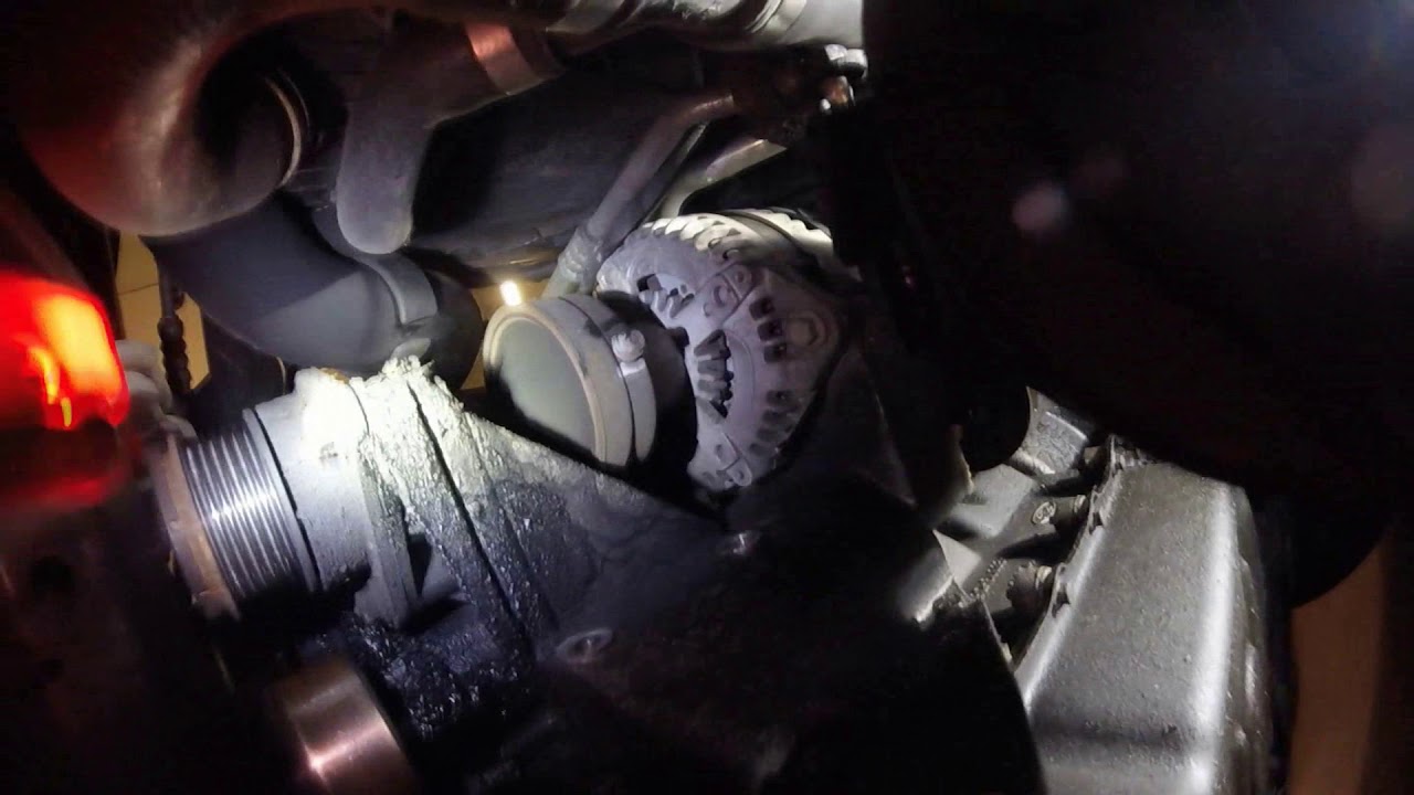 How to pull out a Ford 1.8 generator / Как вытянуть генератор Ford 1.8