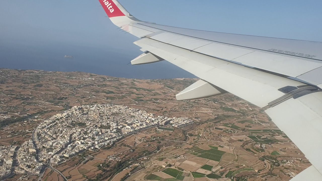 Air Malta Airbus A320neo 9H-NEO takeoff from Luqa