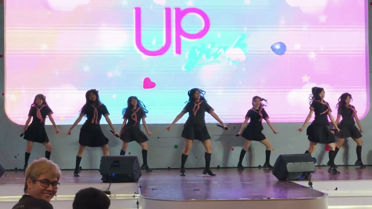 UPgirls - Cinta Remajaku [Fancam] | WARRIOR FAMS CUP DORITOS 