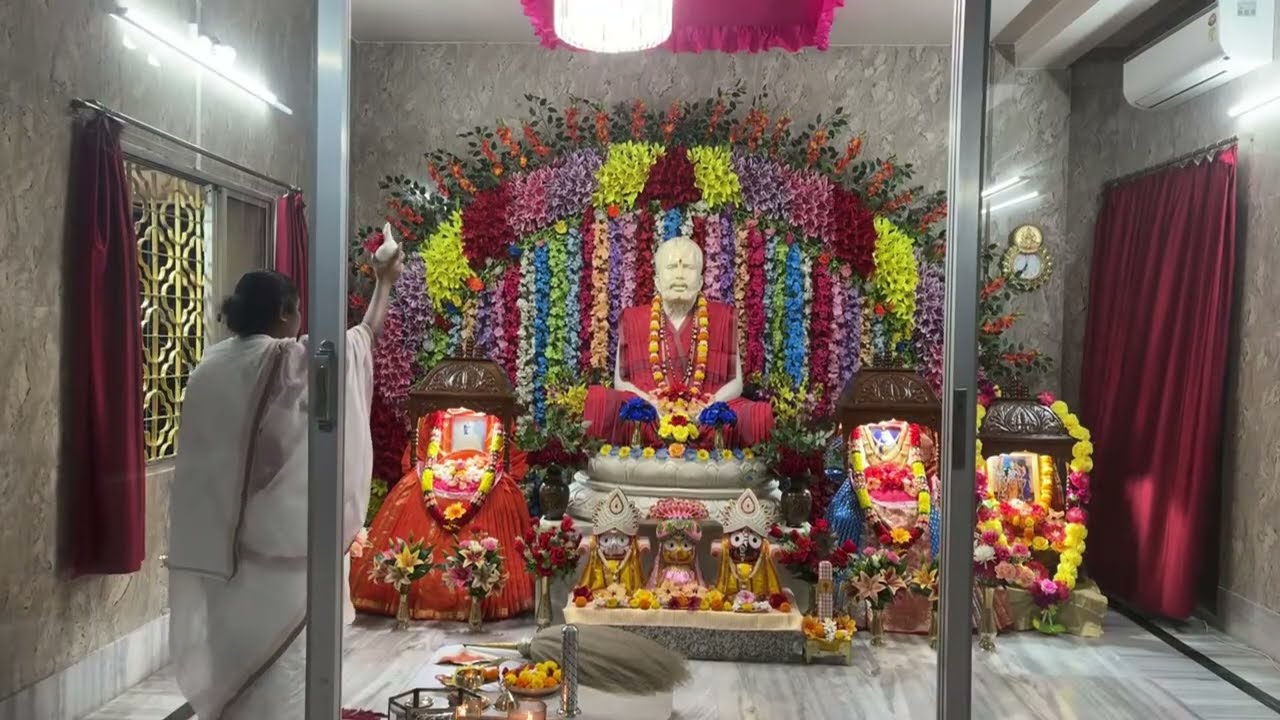 আরাত্রিক ভজন ও  শ্রীশ্রীরাম নাম সংকীর্তন সরাসরি সম্প্রচার রামকৃষ্ণ আশ্রম ঠাকুরবাড়ী, মেদিনীপুর থেকে।