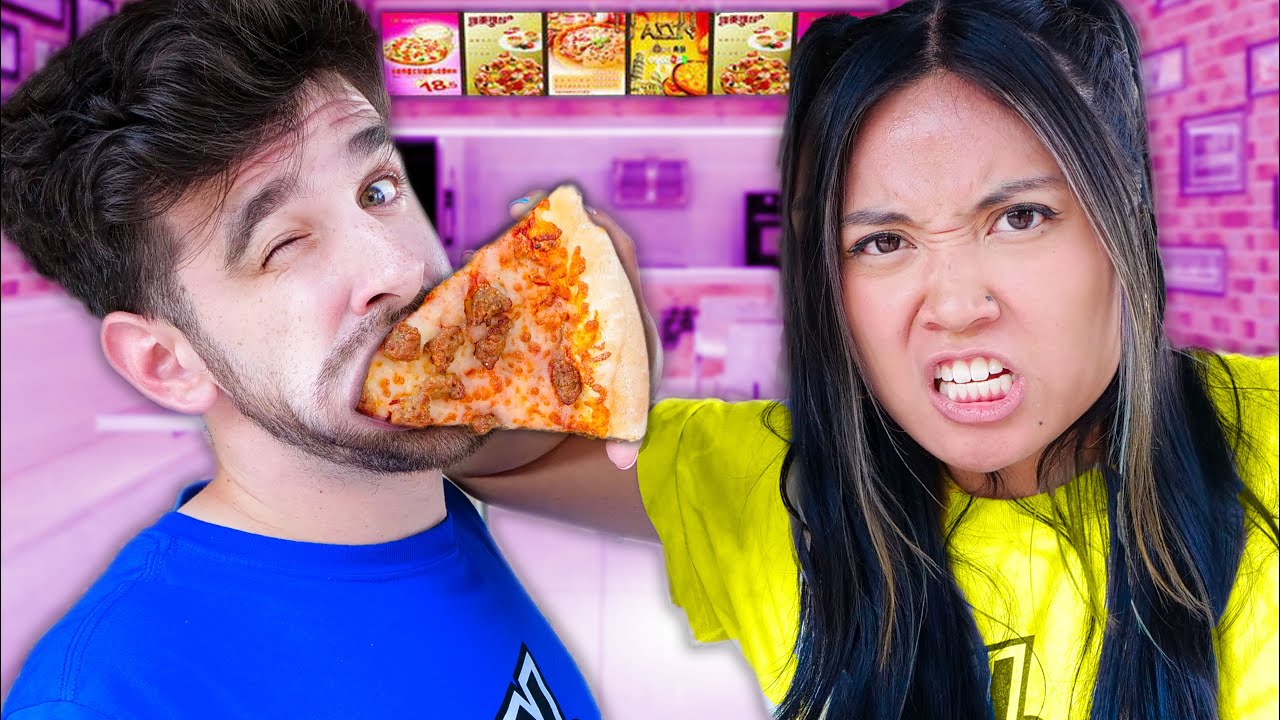 YOU LOSE, YOU EAT! Pizza Simulator in Roblox with Daniel Gizmo & Regina Ginera from Spy Ninjas