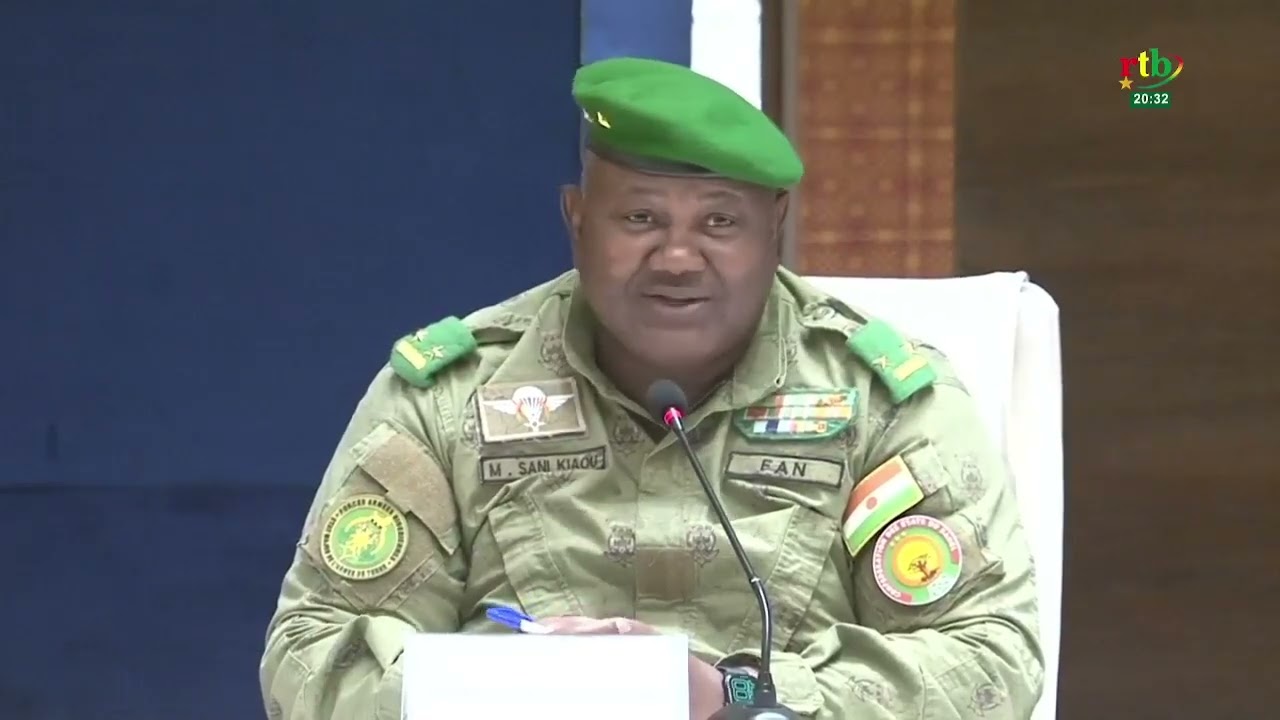 AES/ Niger : les autorités militaires échangent avec les responsables des radios communautaires