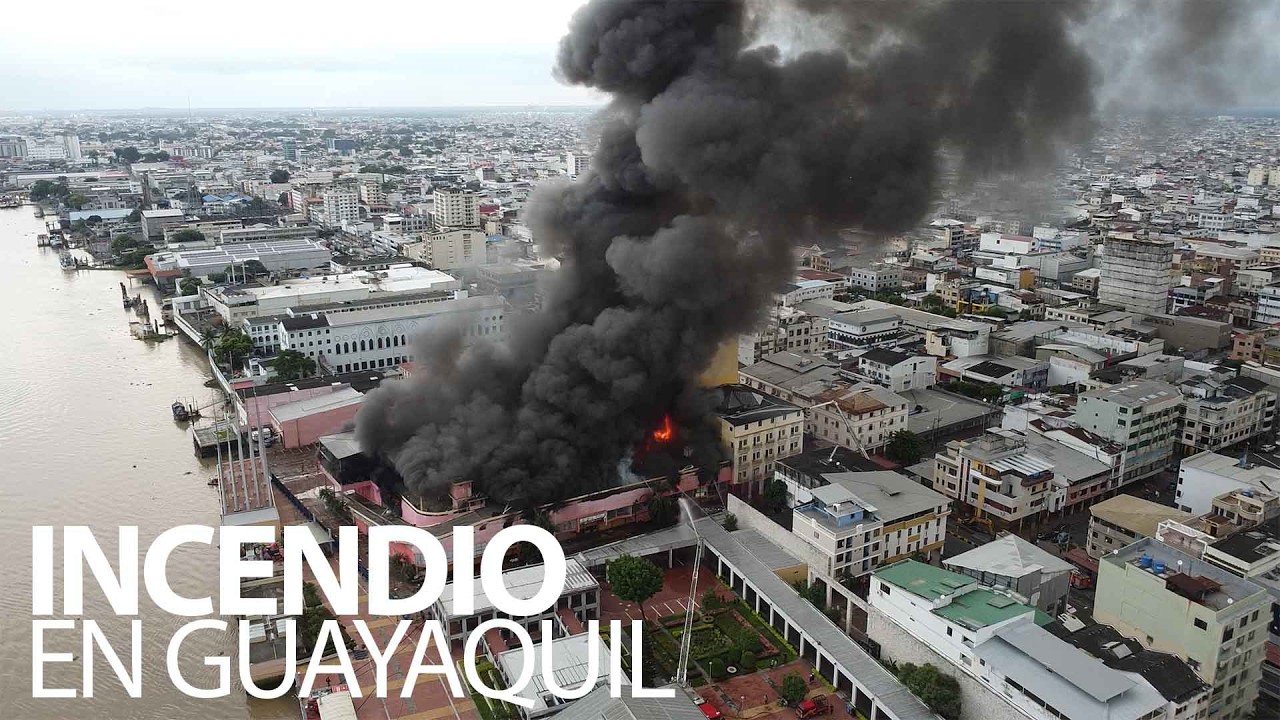 Incendio en Guayaquil Edificio Multicomercio, Colapsa estructura