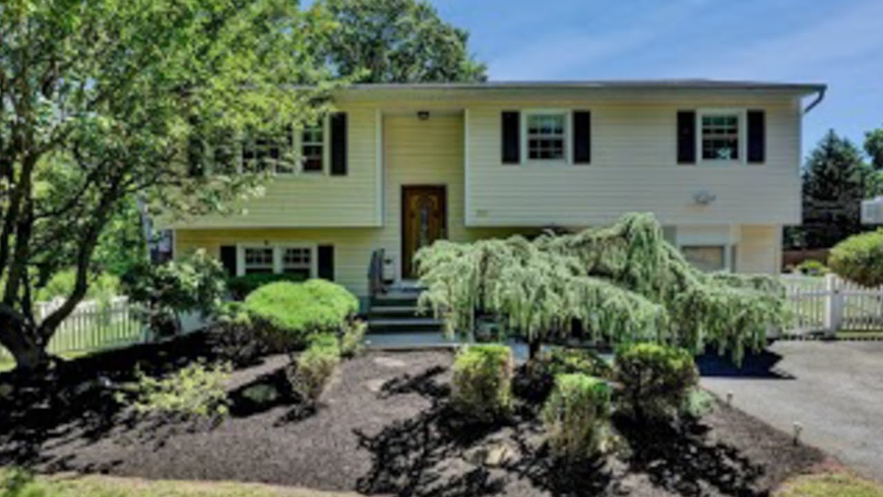 Real Estate Video Tour | 20 Benson Ave, West Nyack, NY 10994, USA | Rockland County, NY
