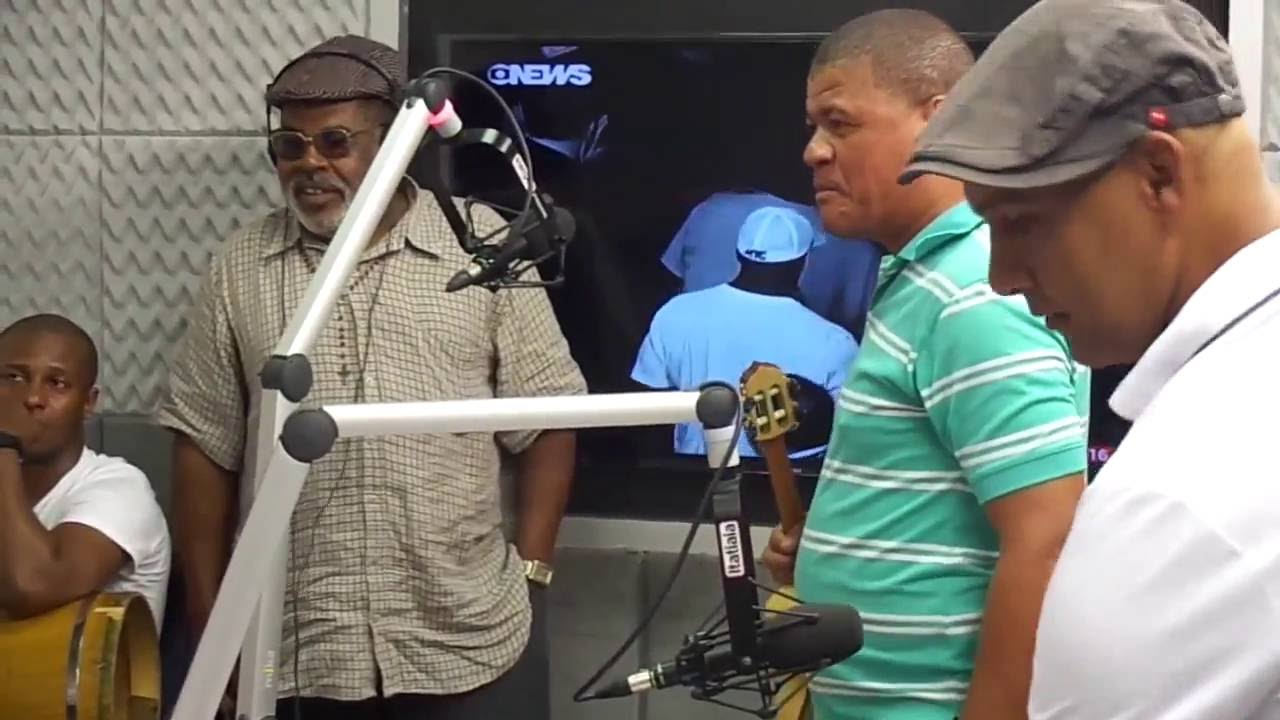 M&uacute;sica Ao Vivo - Programa Acir Ant&atilde;o / Hora do Coroa  29/12/13