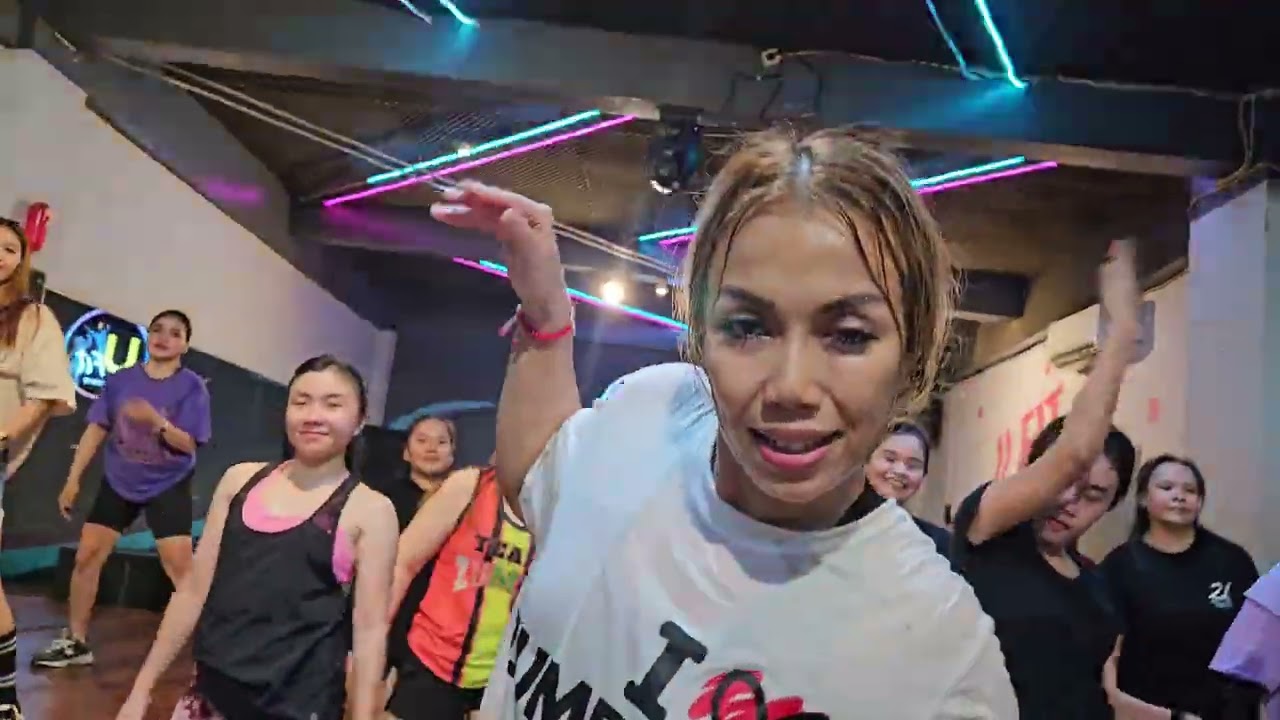 BUN UP DI DANCEHALL - ITS NATASCHA | ZUMBA | DANCE | WORKOUT | FITNES | CHOREO | LELY HERLY