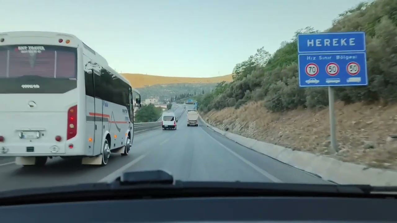 Körfez den Gebze ye D100 yolu. Sabah saat 7 trafiği.