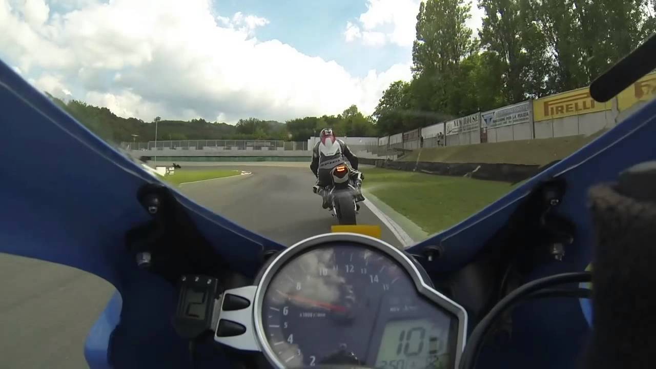 06.07.2014 Autodromo di Varano on board CBR1000RR 2