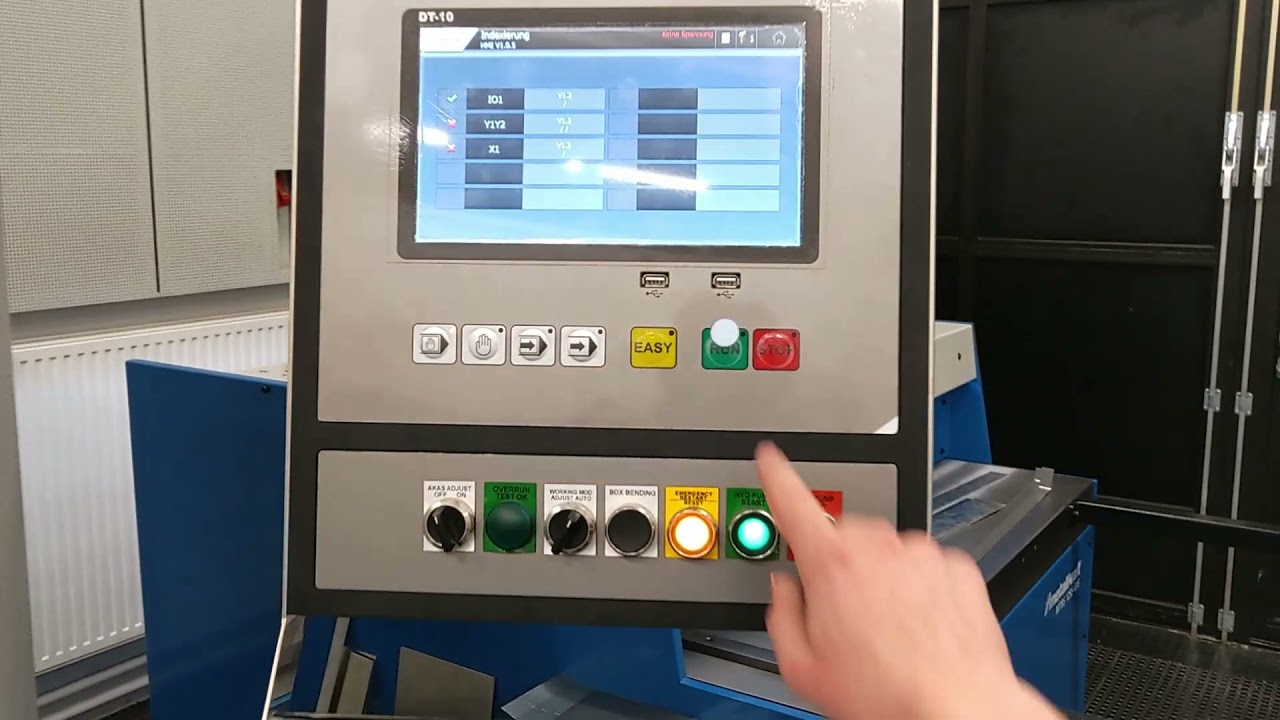 Maschineninbetriebnahme mittels Augmented Reality - Diplomarbeit der Wirtschaftsingenieure