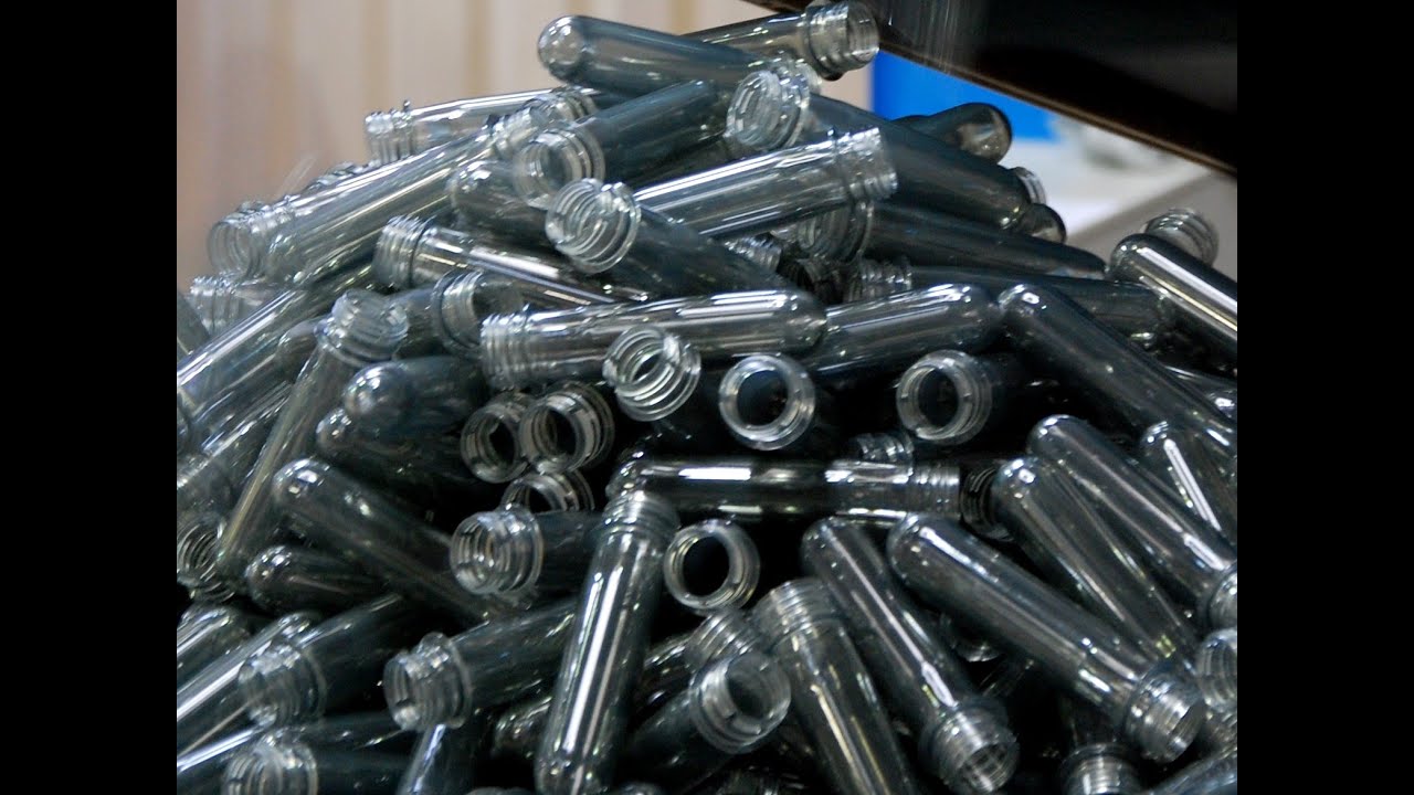 Recyclage bouteilles plastique à INFINEO 4/4: Injection & Soufflage