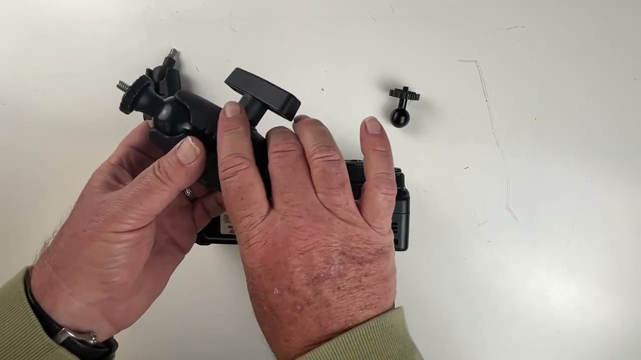 How to connect your Yaesu FTX-1 to a Ram mount, Bulletpoint mount or Lido mount