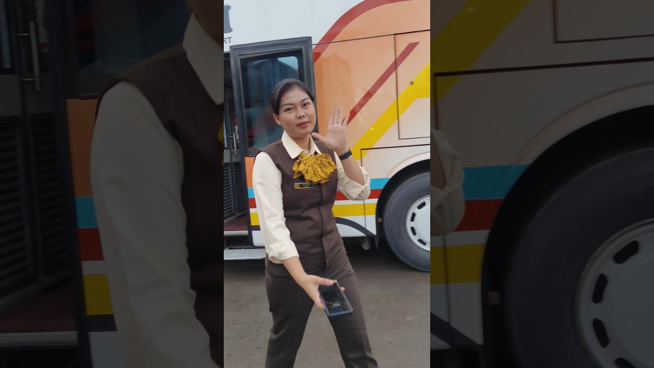 pramugari cantik😍❤ po Rosalia indah✨ 