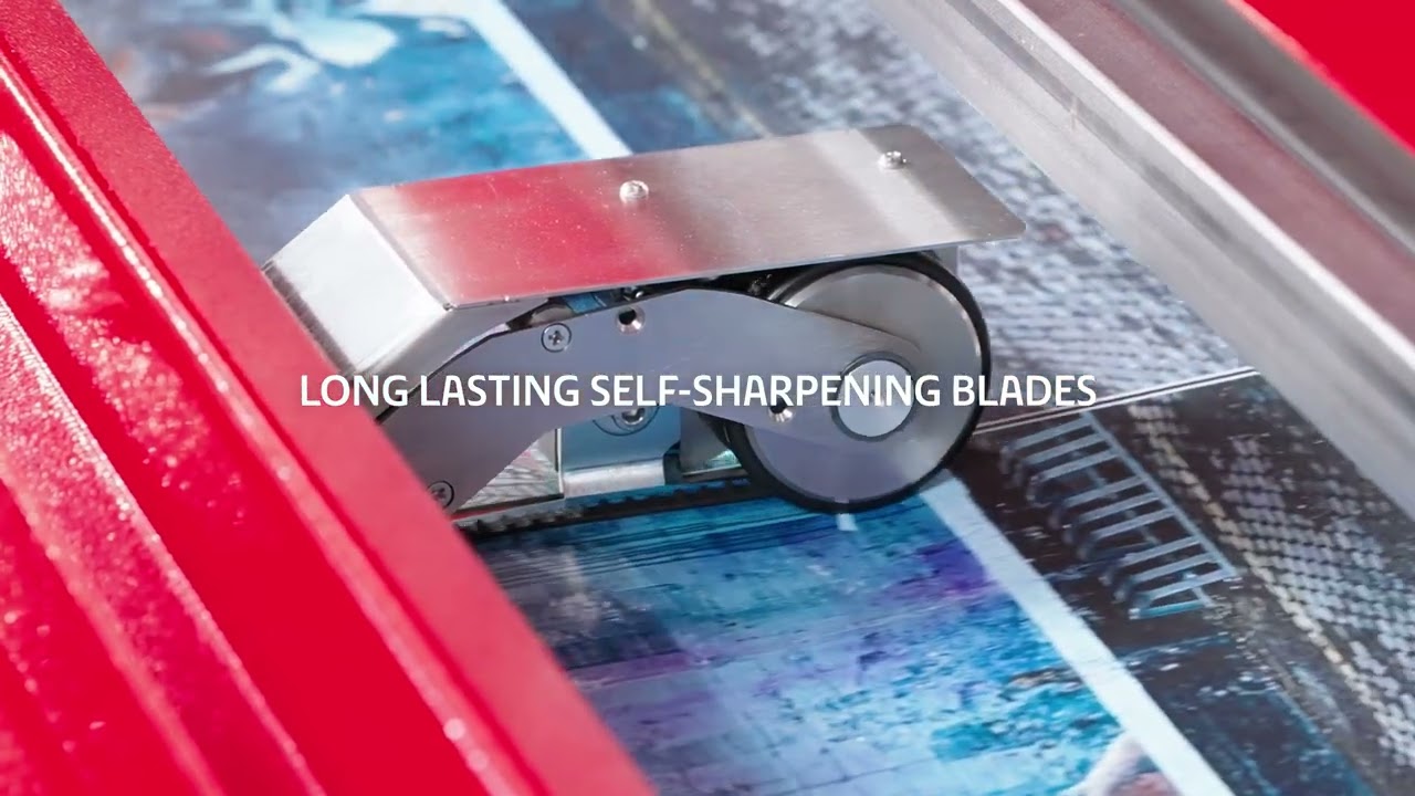 The new Fotoba XLA320 X/Y fully automatic cutter