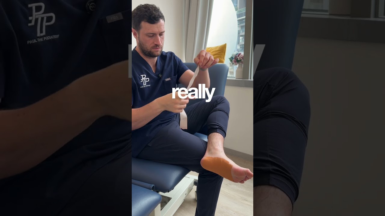 Облегчите симптомы подошвенного фасциита с помощью этой техники наложения повязки.