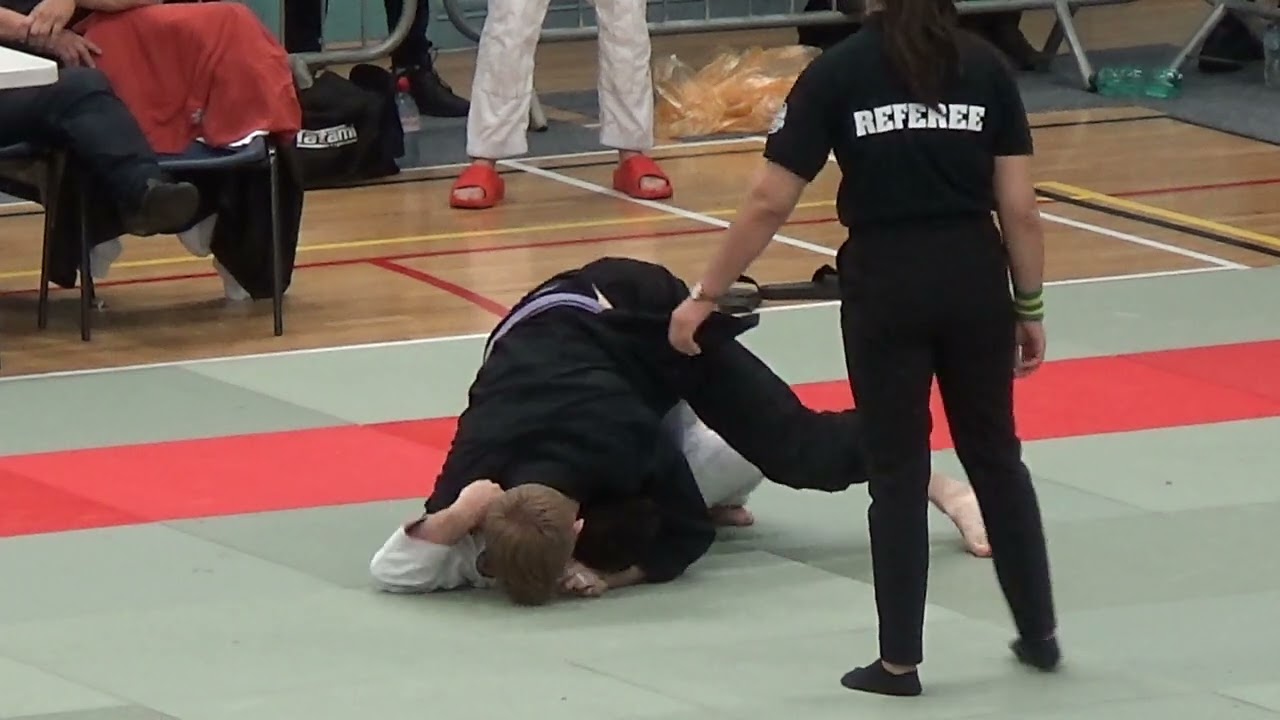 Joss Ayres vs Santiago Bracho -  English Open BJJ 2022 - Purple Adult - Medium-Heavy