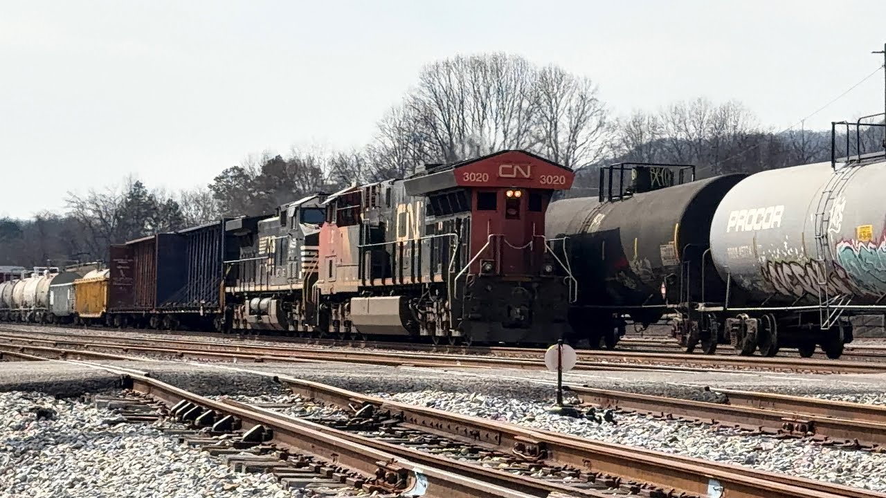 Norfolk Southern train meet in Harriman, TN Emory Gap yard with two mixed manifest rolling through 