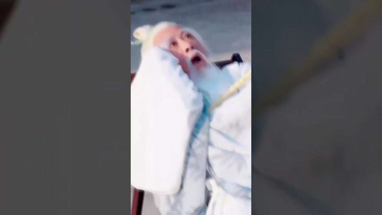 Taoísta salva mulher picada por cobra — mãe do pequeno gênio, amuleto do CEO!