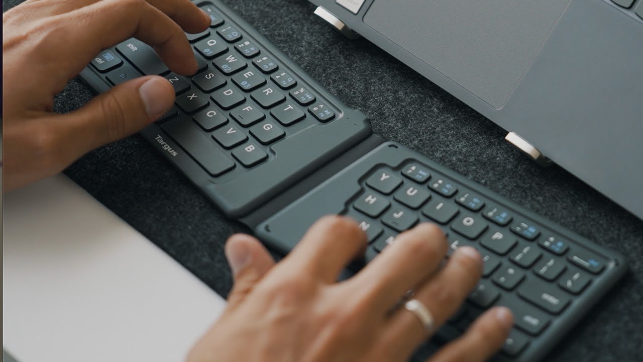 Targus Ergonomic Foldable Bluetooth&reg; Antimicrobial Keyboard (AKF003US)