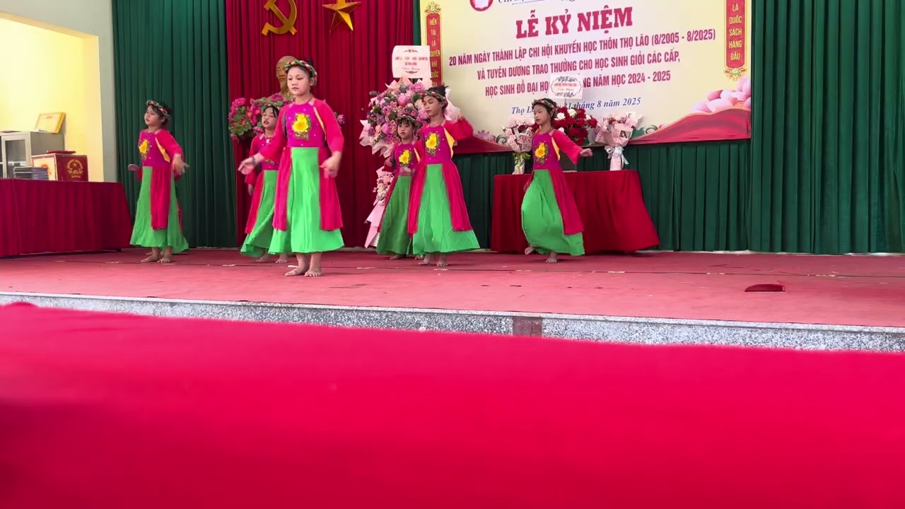 Văn nghệ làng Thọ Lão