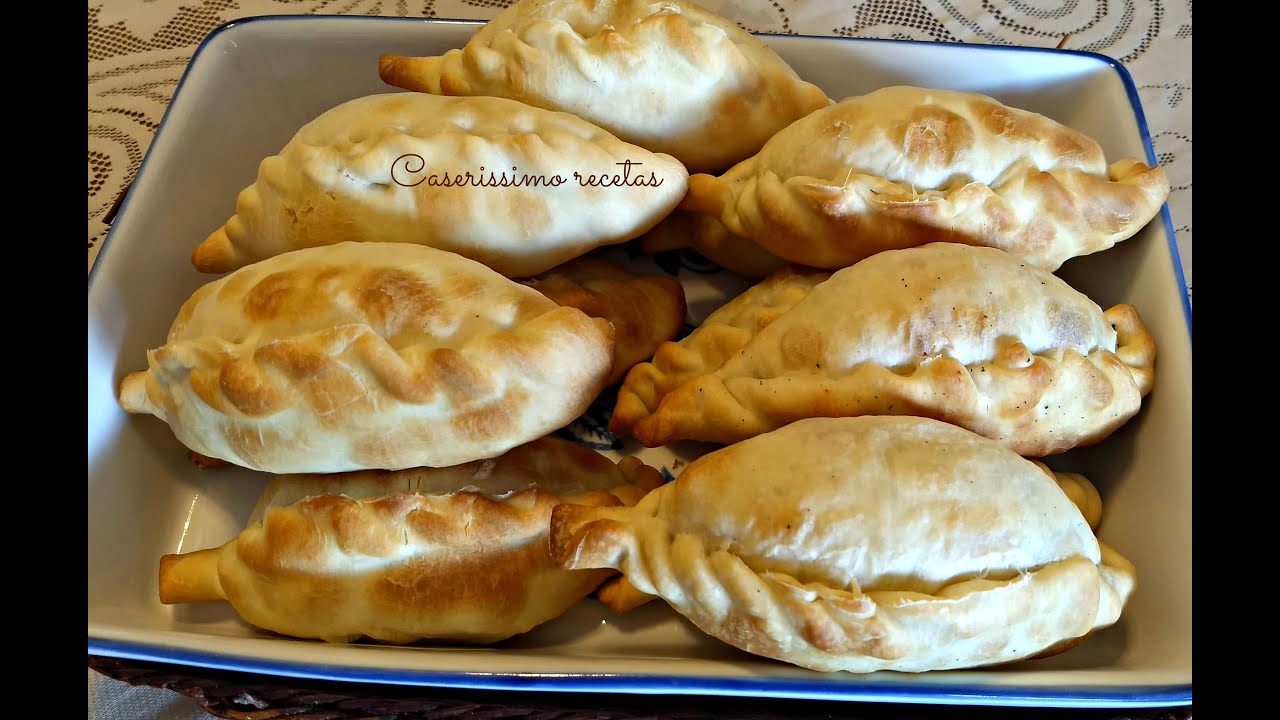 Empanadas de POLLO AL VERDEO súper fáciles con QUESO Y SALSA BLANCA