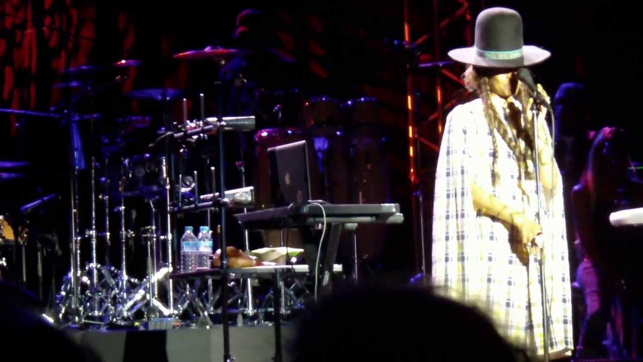 Erykah Badu- Orange Moon @ Cognac Blues Passions 2013