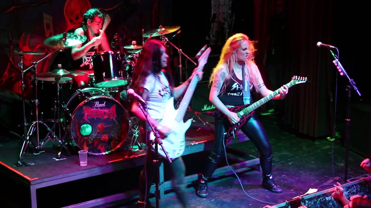 NERVOSA - Masked Betrayer (Live)