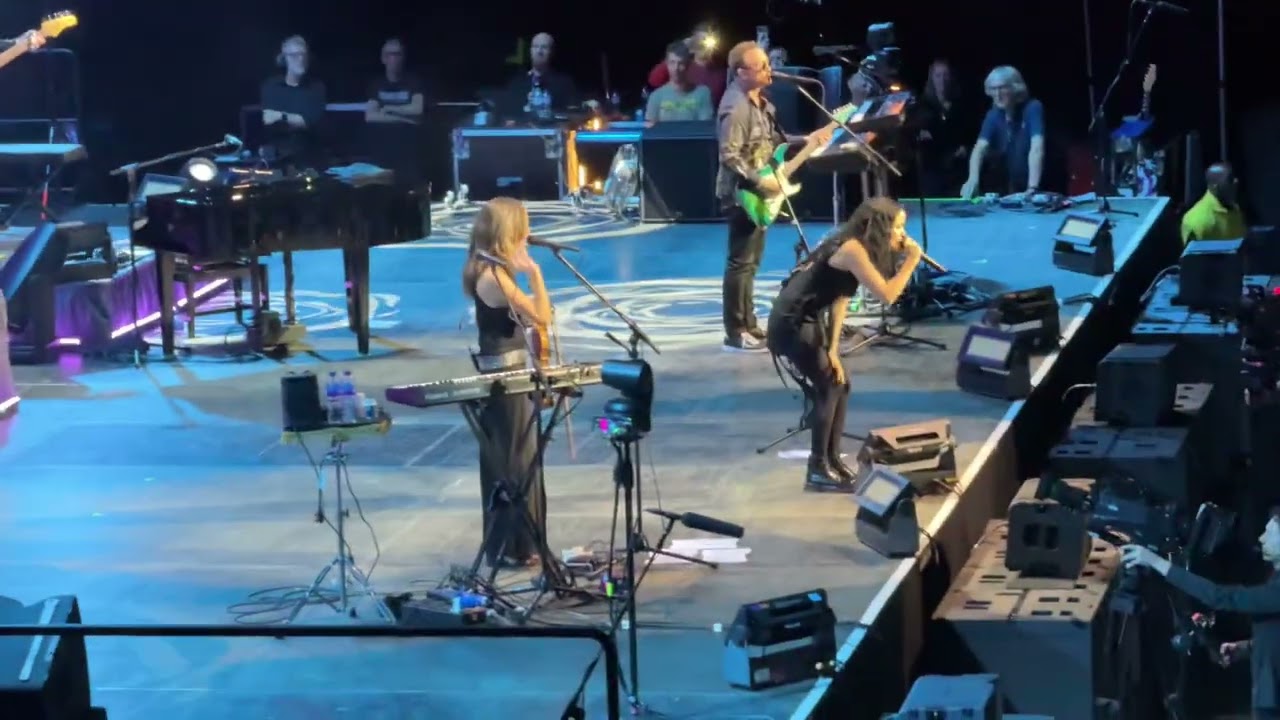 The Corrs - Breathless - Live at the O2 Arena, London - 20 November 2024