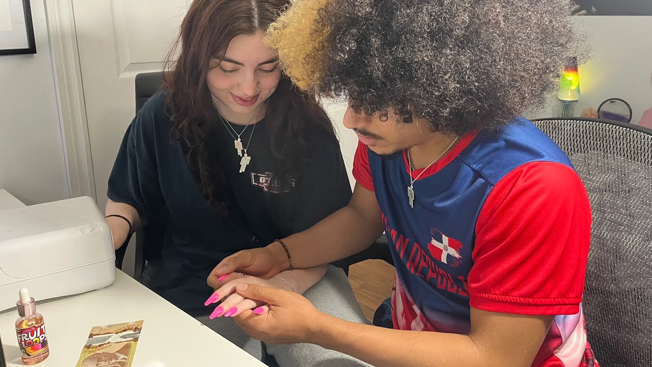 Trapped In Canada IRL + Becoming a Nail Tech! 🇨🇦💅