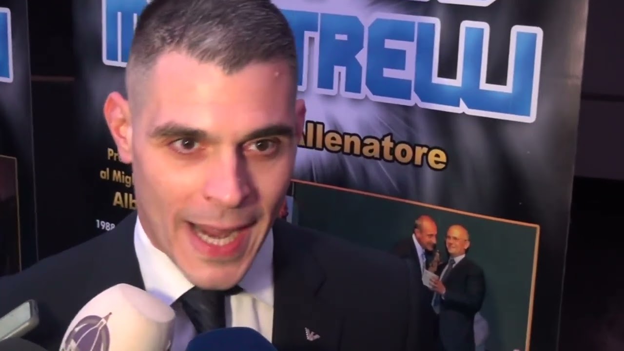L'arbitro Sozza: 