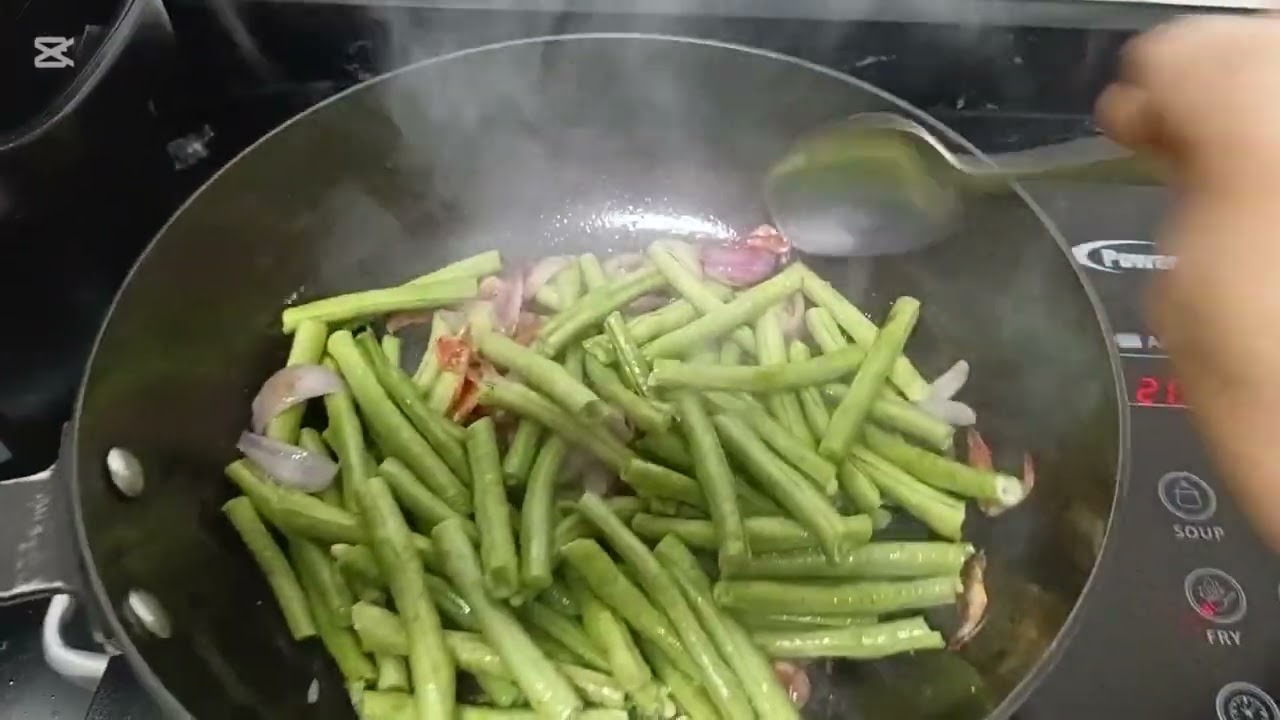 Adobong sitaw para sa tanghalian mga lods.