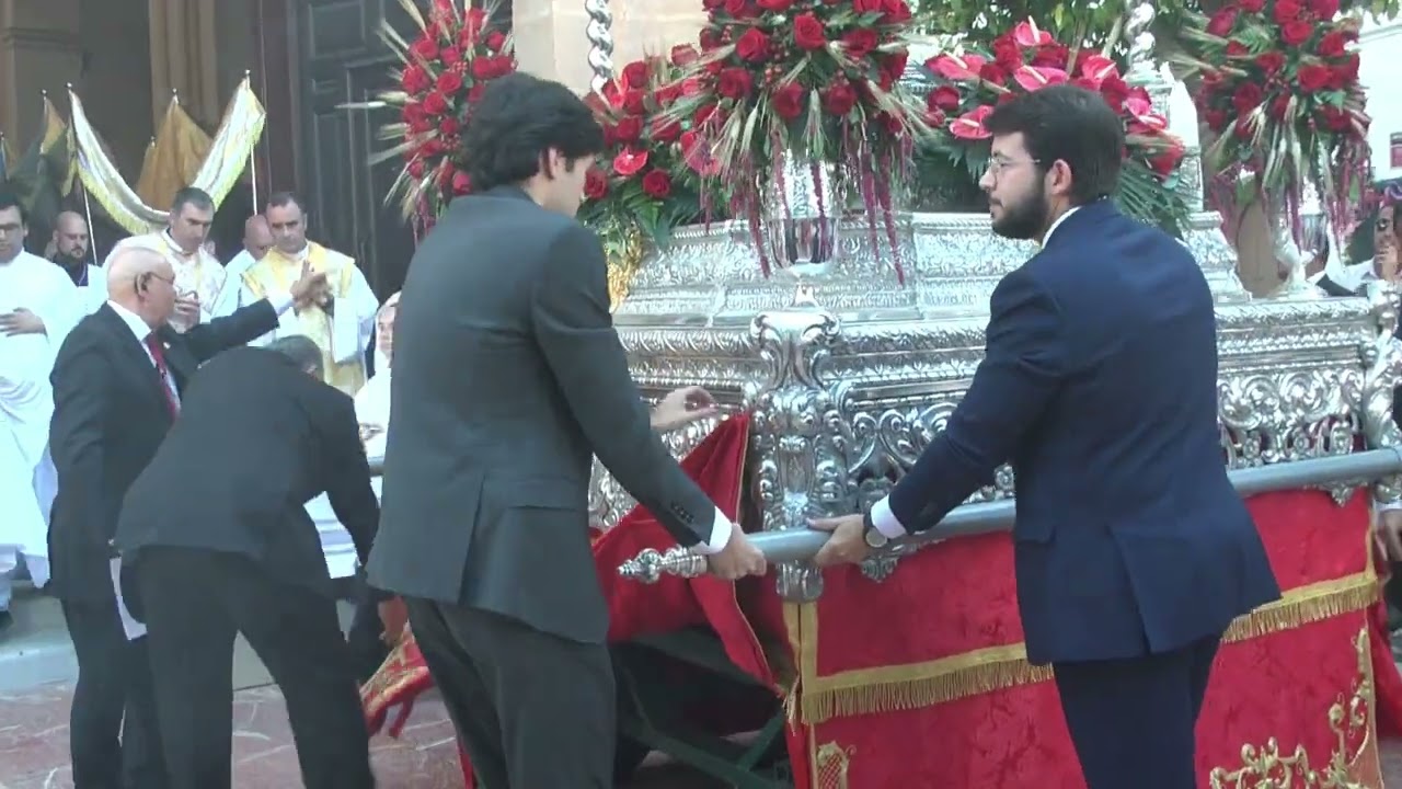 PROCESIÓN DE SAN BERNABÉ Y PROCESIÓN DEL CORPUS