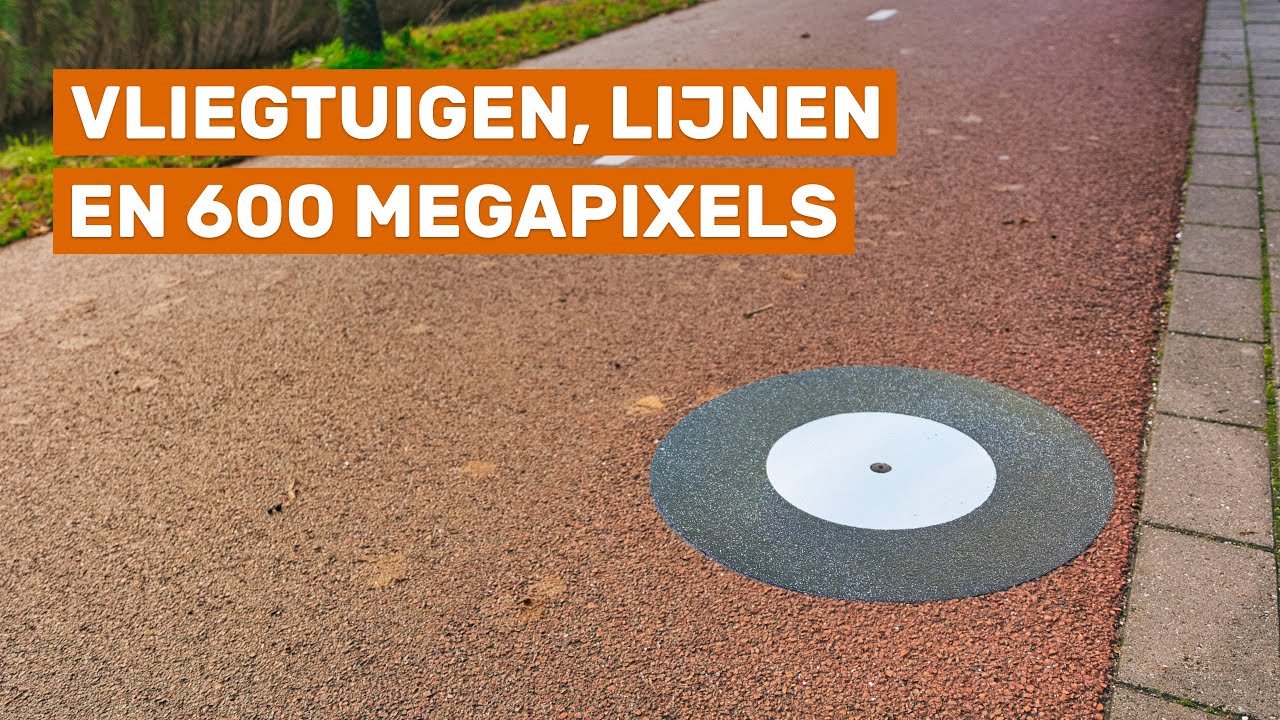 Waar zijn die zwart-witte schijven op de grond voor?