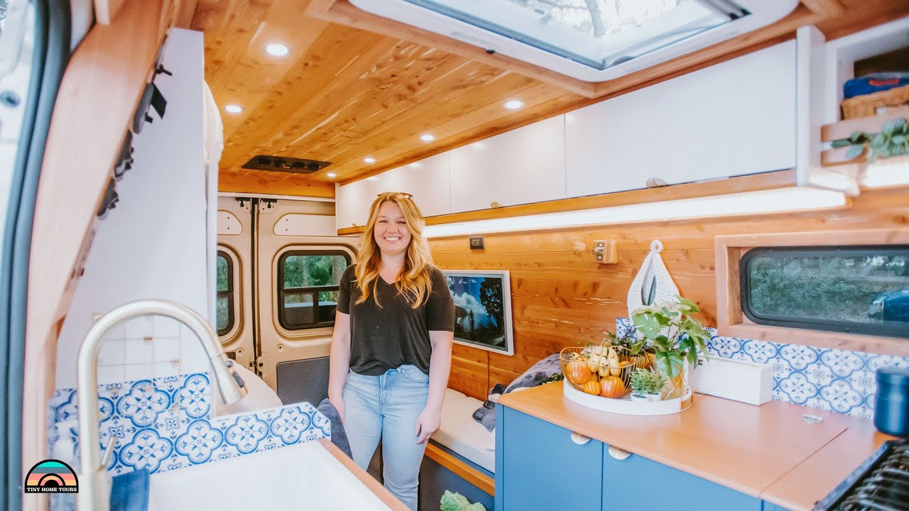 Her Camper Van w/ Murphy Bed - Clever Functional Design