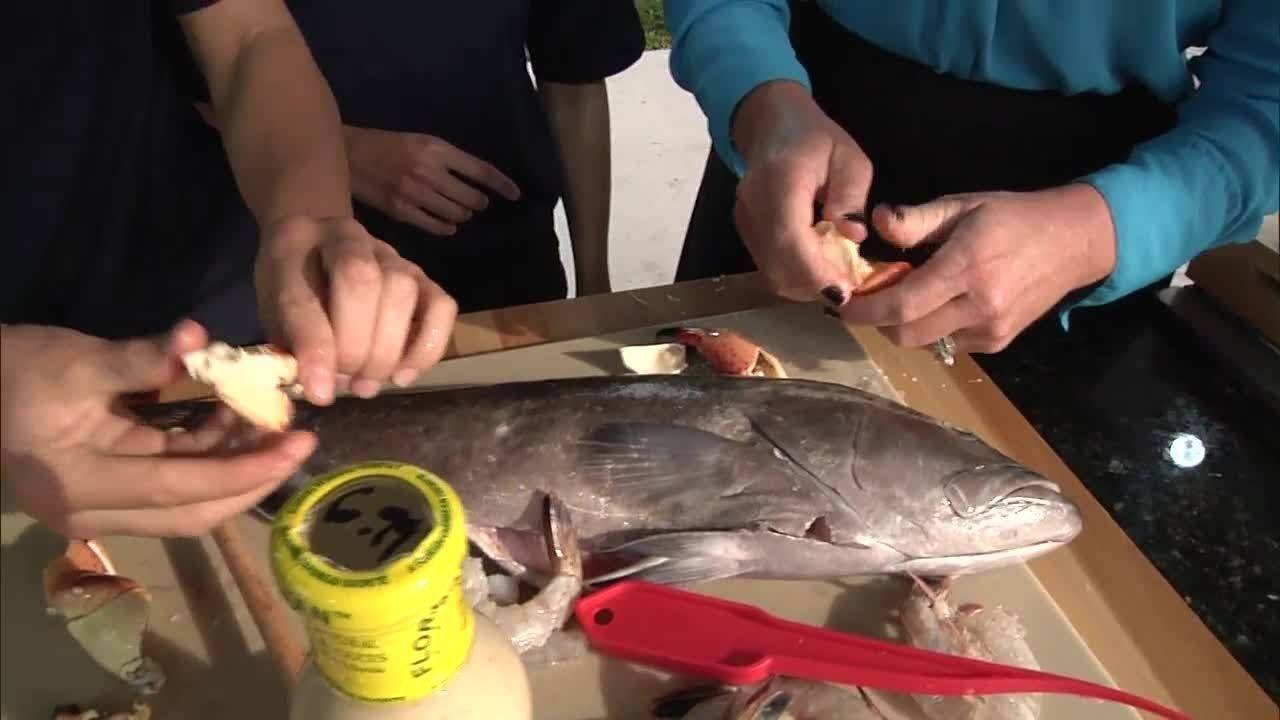 Knowing how to handle seafood safely