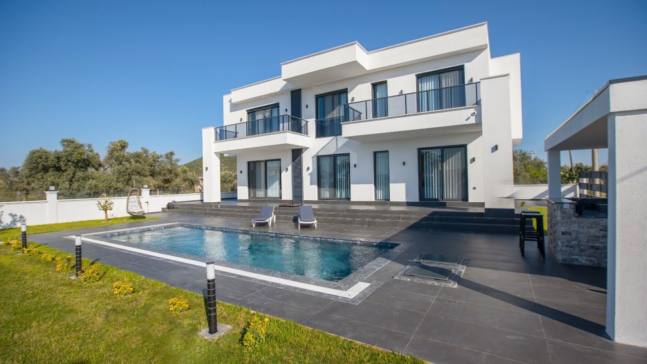 Didim Yeşiltepede Satılık Müstakil Havuzlu Villa