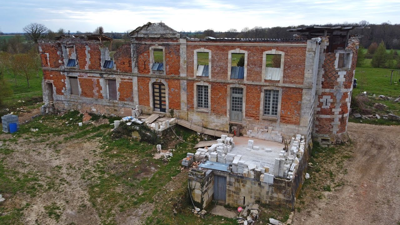 Château d'Houlbec près Le Gros Theil (27)