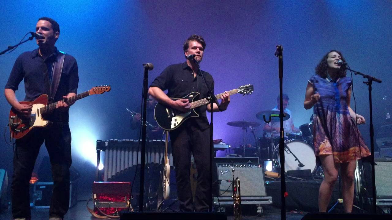 Cumbia Soledad   Calexico & Gaby Moreno Clermont Ferrand 21 Avril 2016