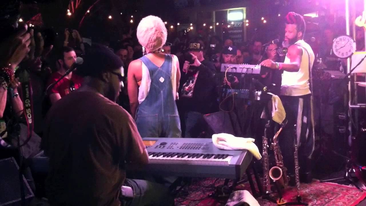 Erykah Badu & Robert Glaper Experiment - J Dillalude @ SXSW