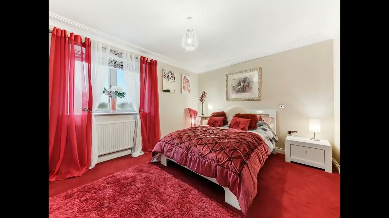 Downfield, Howley Hall Lane