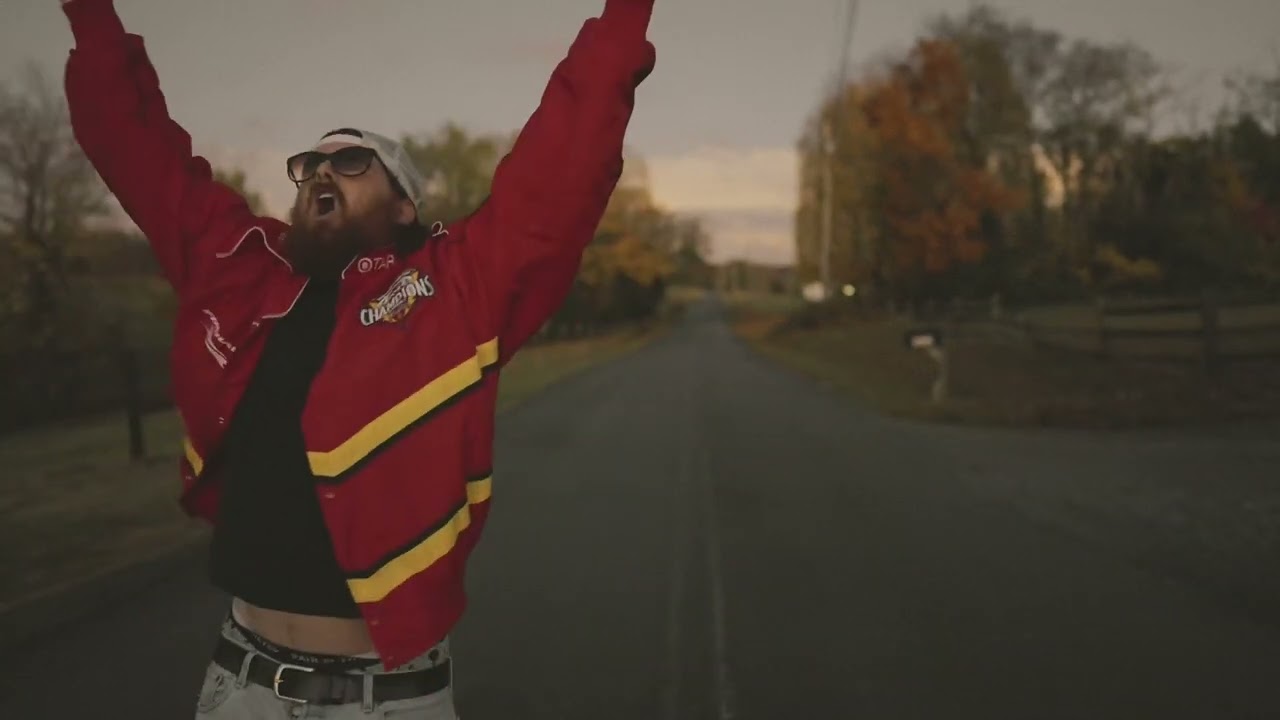 Mikey Mike - Joy (OFFICIAL MUSIC VIDEO)