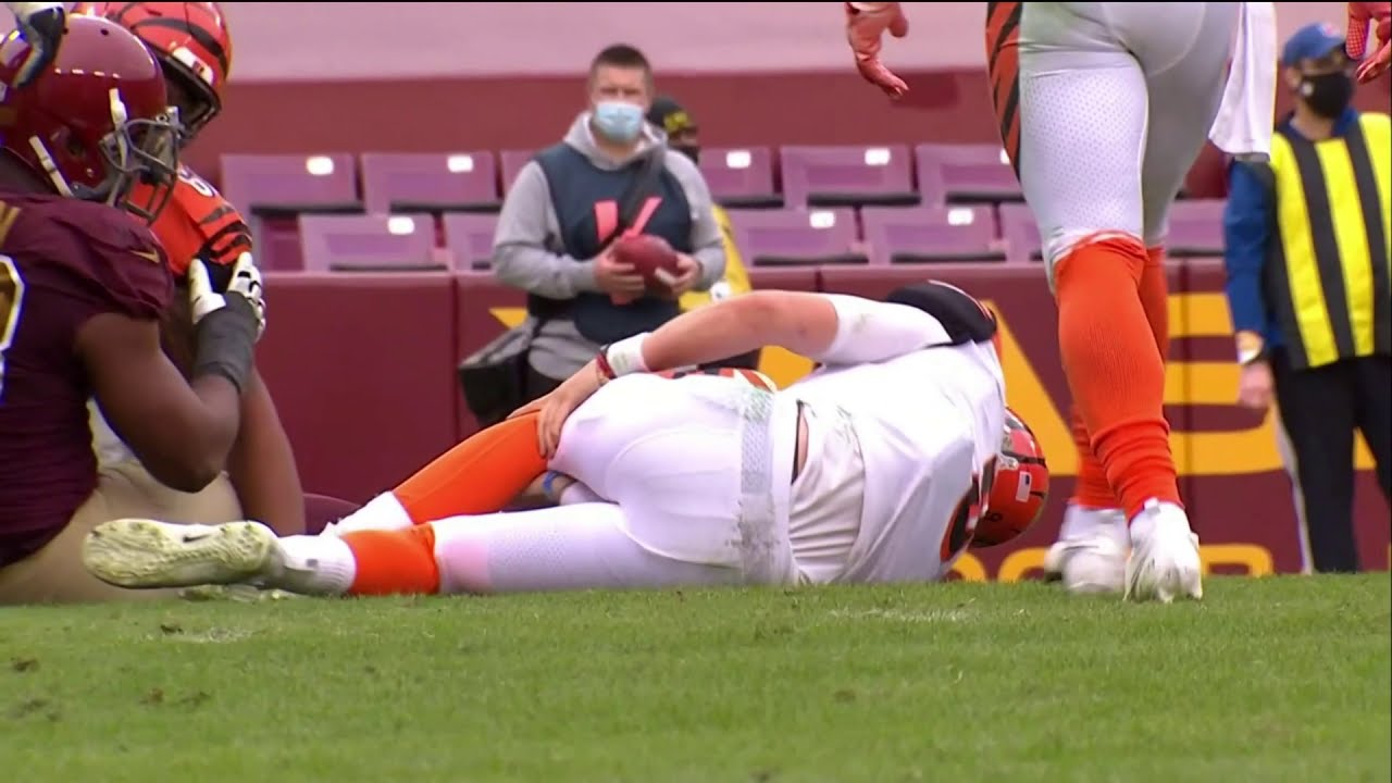 SEASON ENDING INJURY - Joe Burrow Close up NFL Week 11 [2020 Season]