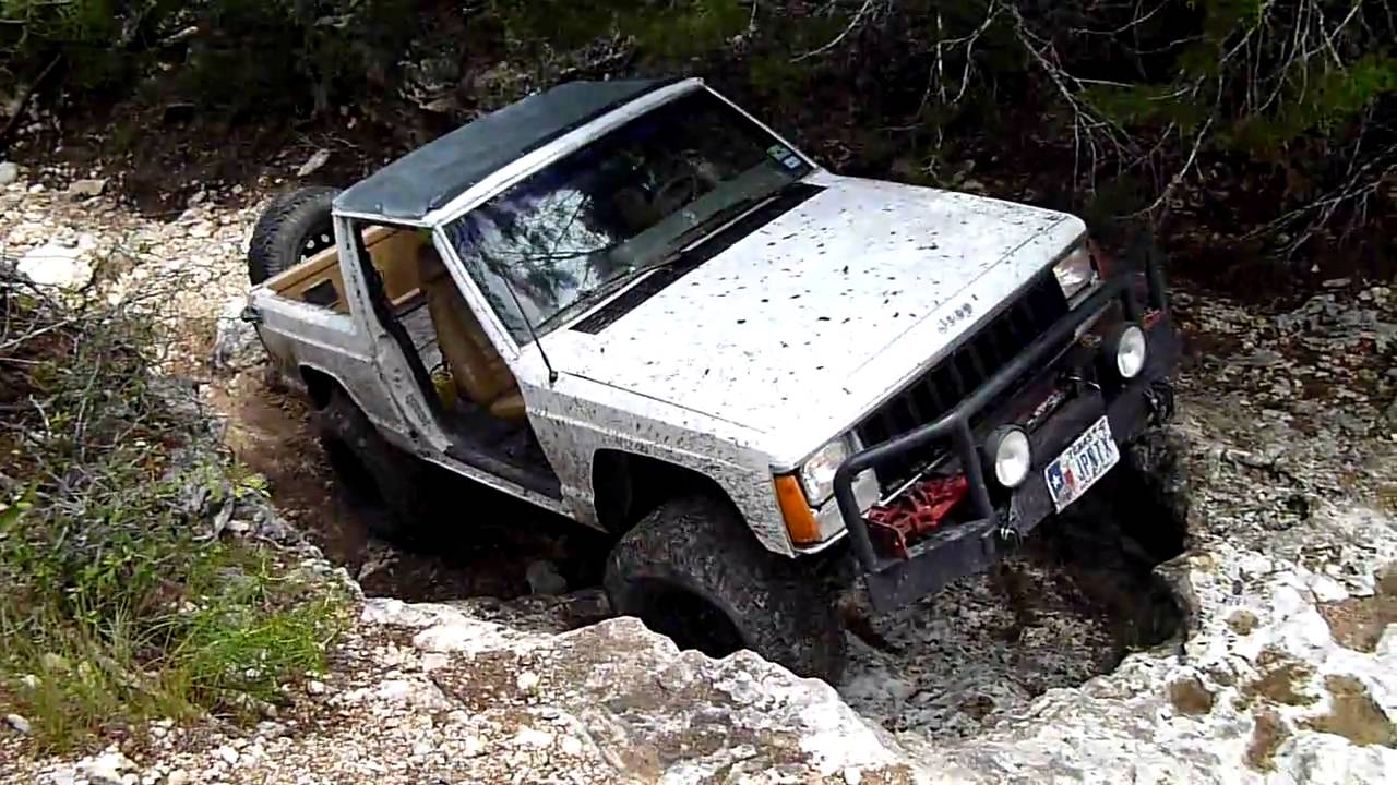 Chopped XJ at Cline Ranch