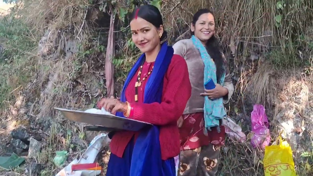 पहली बार आए नई दूल्हा और दुल्हन मंदिर पर 🙏