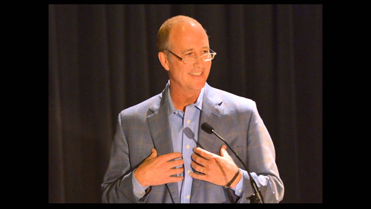 Steve McHugh at PechaKucha San Antonio Vol 20