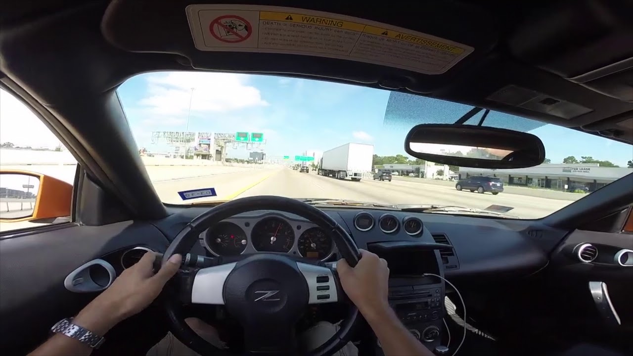 Nissan 350z vs Mustang GT